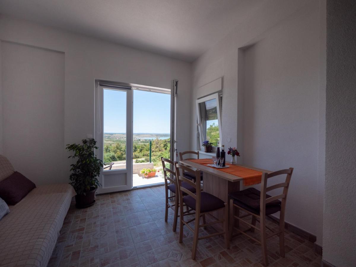 Apartments Tri Mora Ražanac Eksteriør bilde