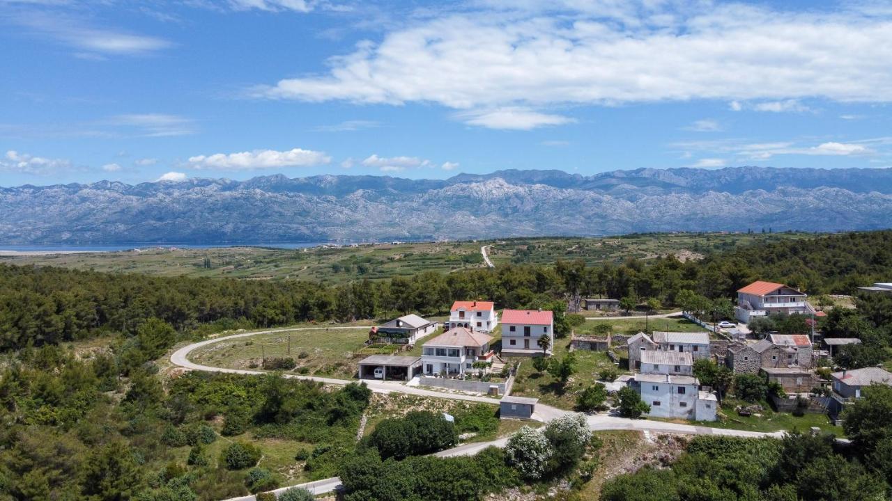 Apartments Tri Mora Ražanac Eksteriør bilde